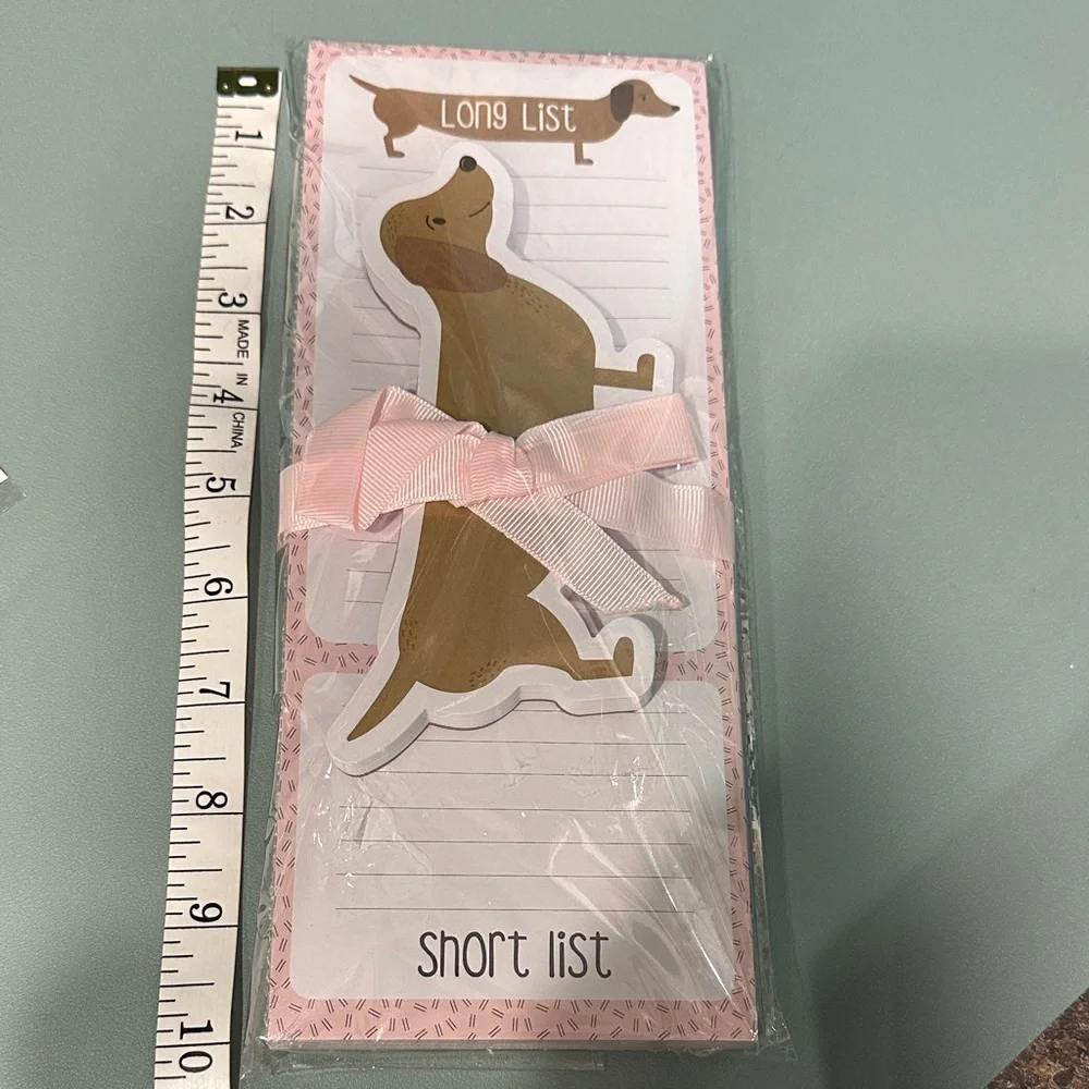 Dachshund Notepads (2 pads included)